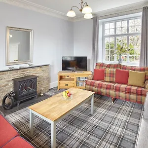 Host & - Buckingham Square Helmsley