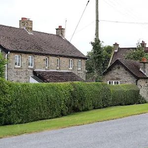 Cliff Stud Retreat, Helmsley, Frankel Helmsley