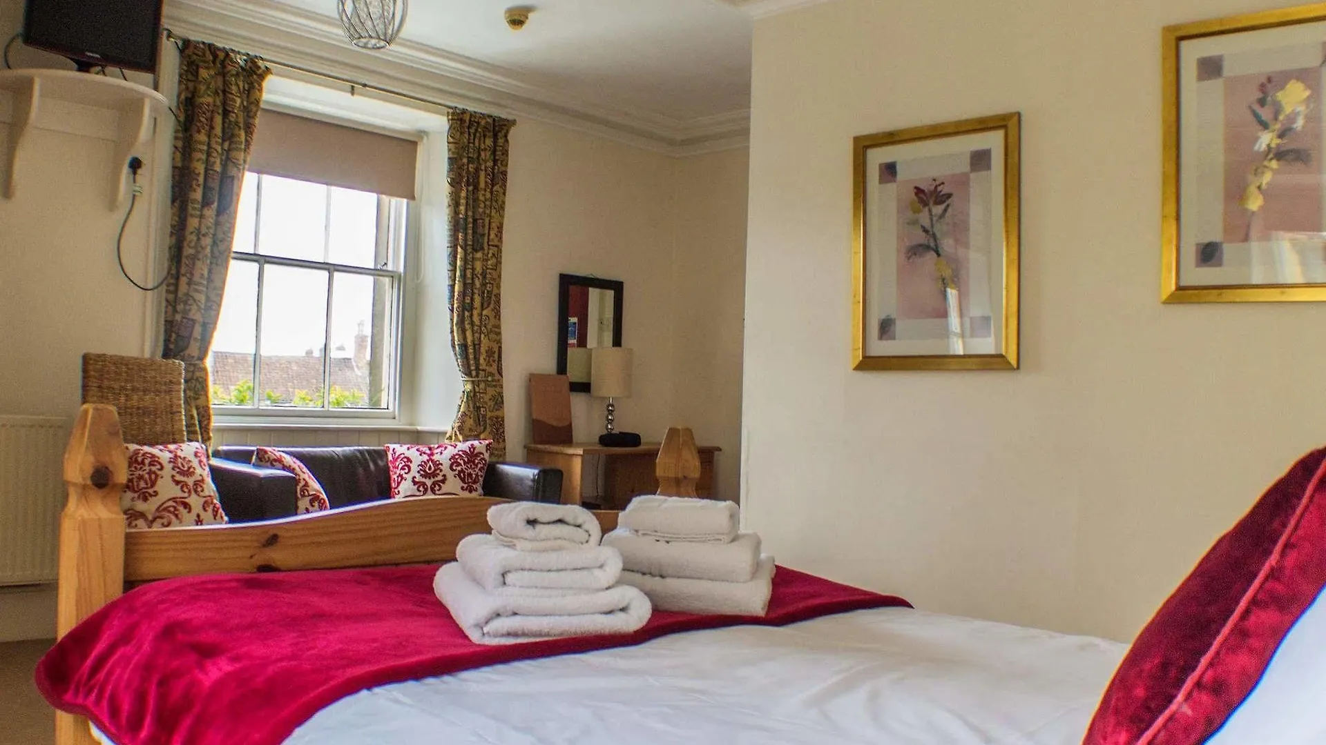The Royal Oak Hotel Helmsley 3*,  United Kingdom